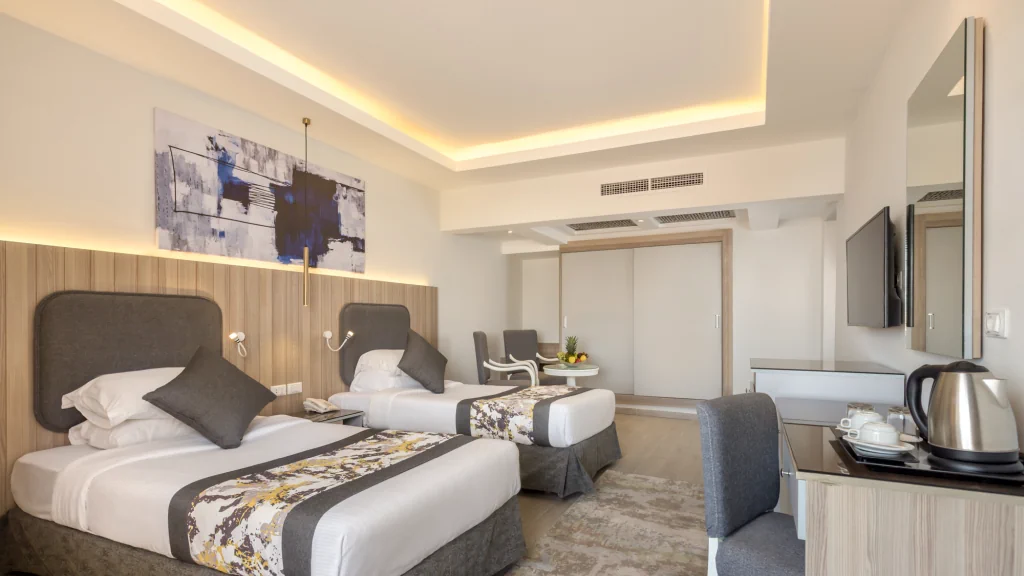 الفندق لونج بيتش ريزورت - الغردقة